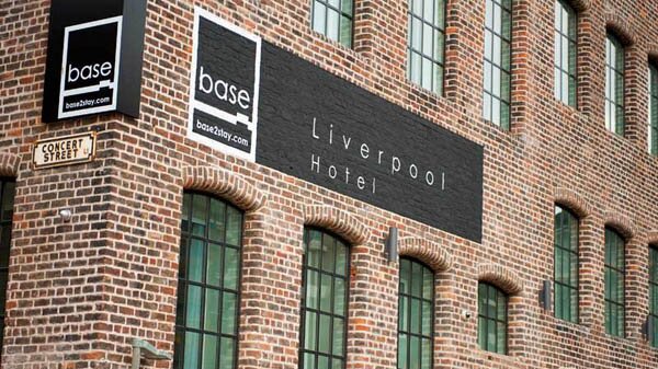base2stay Hotel